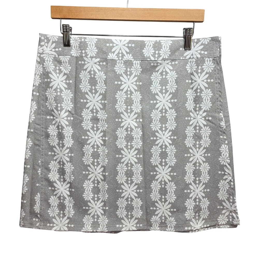 RipSkirt Hawaii Paia Maui Grey White Floral Wrap Skirt Length 2 Adjustable Large